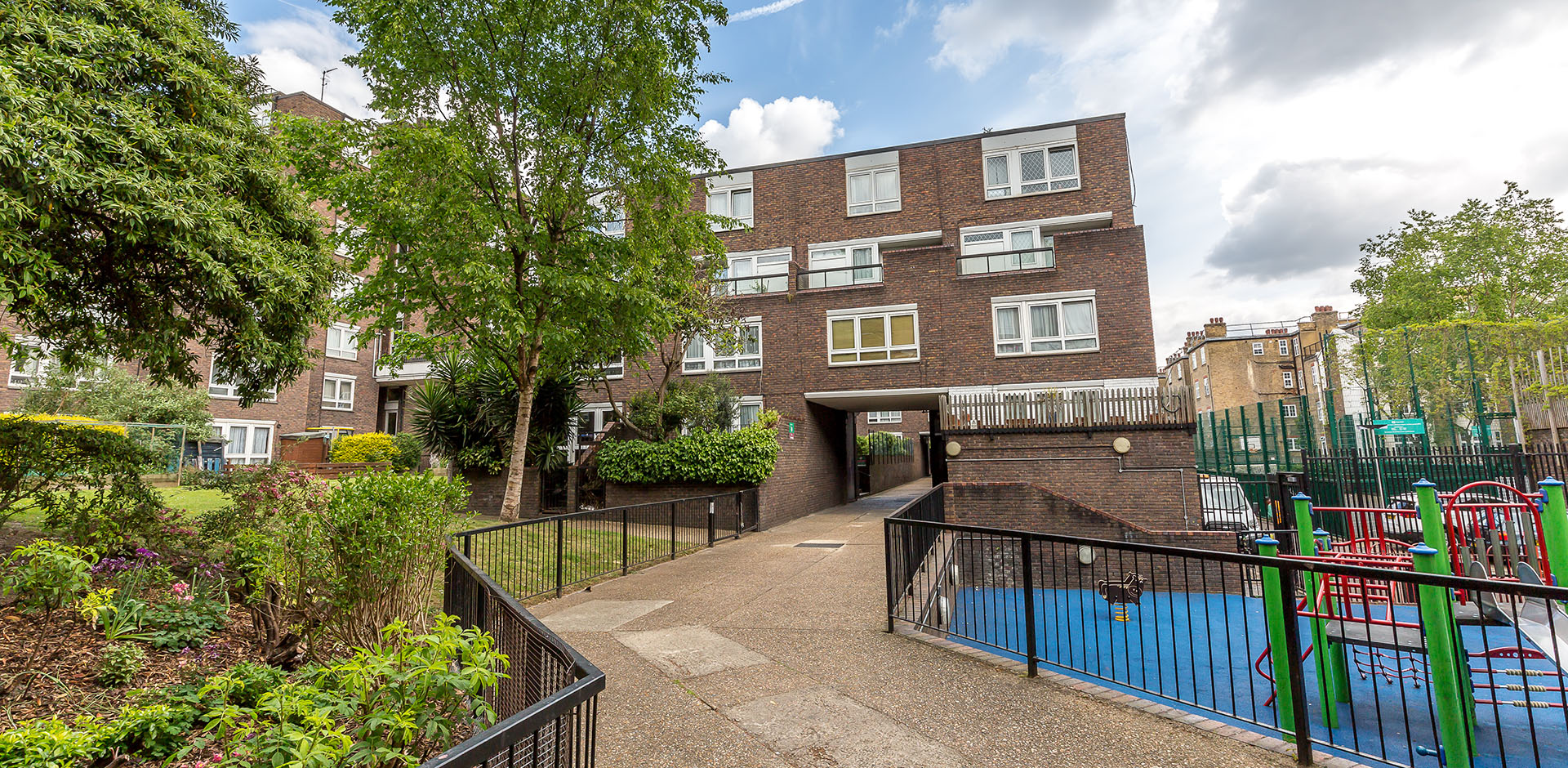 Oakley Square, Camden